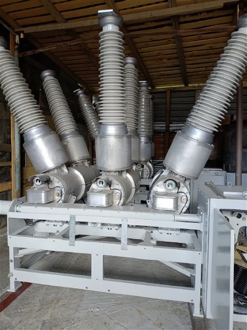 Выключатель элегазовый ВЭБ-110II-40/2500УХЛ1 Выключатель элегазовый ВЭБ-110II-40/2500УХЛ1